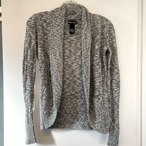 EUC open front cardigan in a Heather gray by Wet Seal